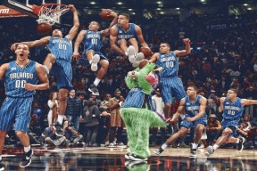 球员饮食结构科学化体能管理成关键环节，球员营养餐