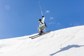 中国武术代表团出访推广传统体育文化，全国武术邀请赛