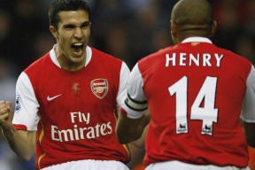 基层足球普及不足制约人才储备，基层足球普及不足制约人才储备的原因