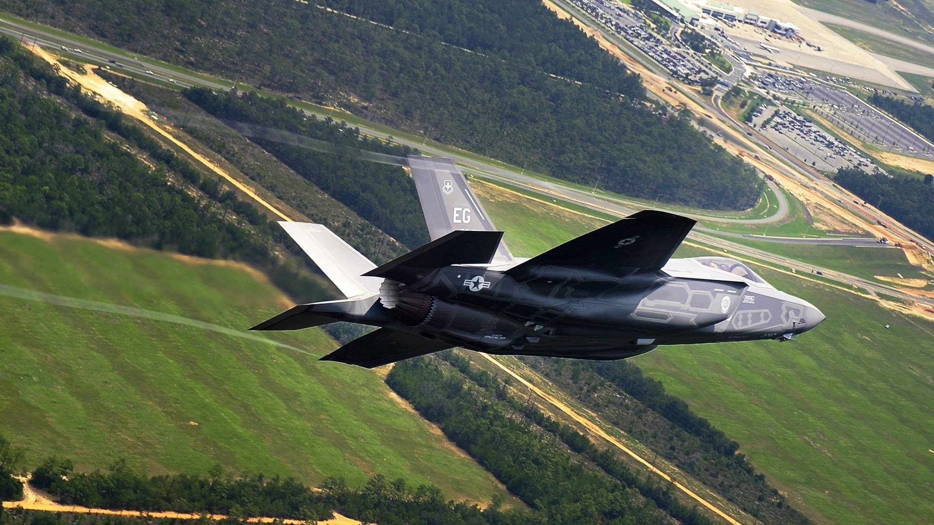 东亚杯国足爆冷 球迷呼吁调整阵容,国足东亚杯比赛直播