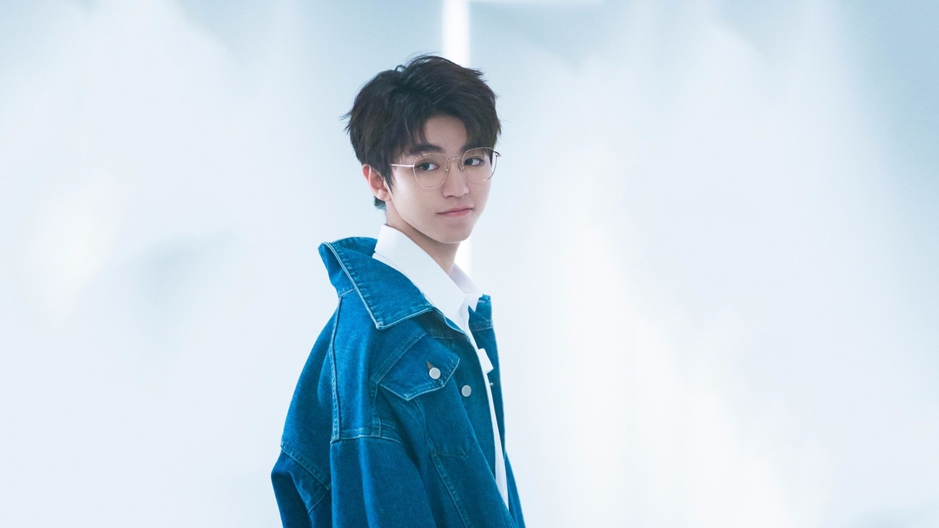 中立代表队B混合4×100米自由泳接力决赛亮相，男女混合4×50米自由泳接力